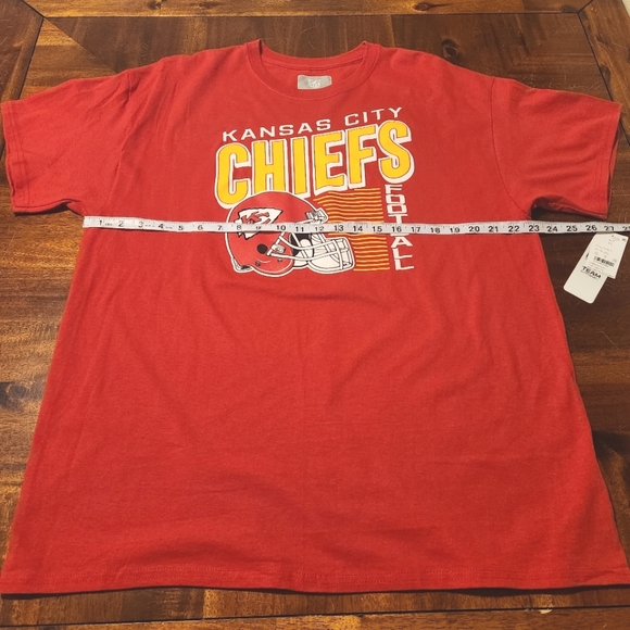 Men's NFL Kansas City Chiefs Short Sleeve Shirt Size XL - Picture 6 of 8